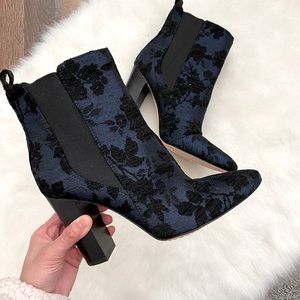 Vince Camuto Blue/Black Print Bootie